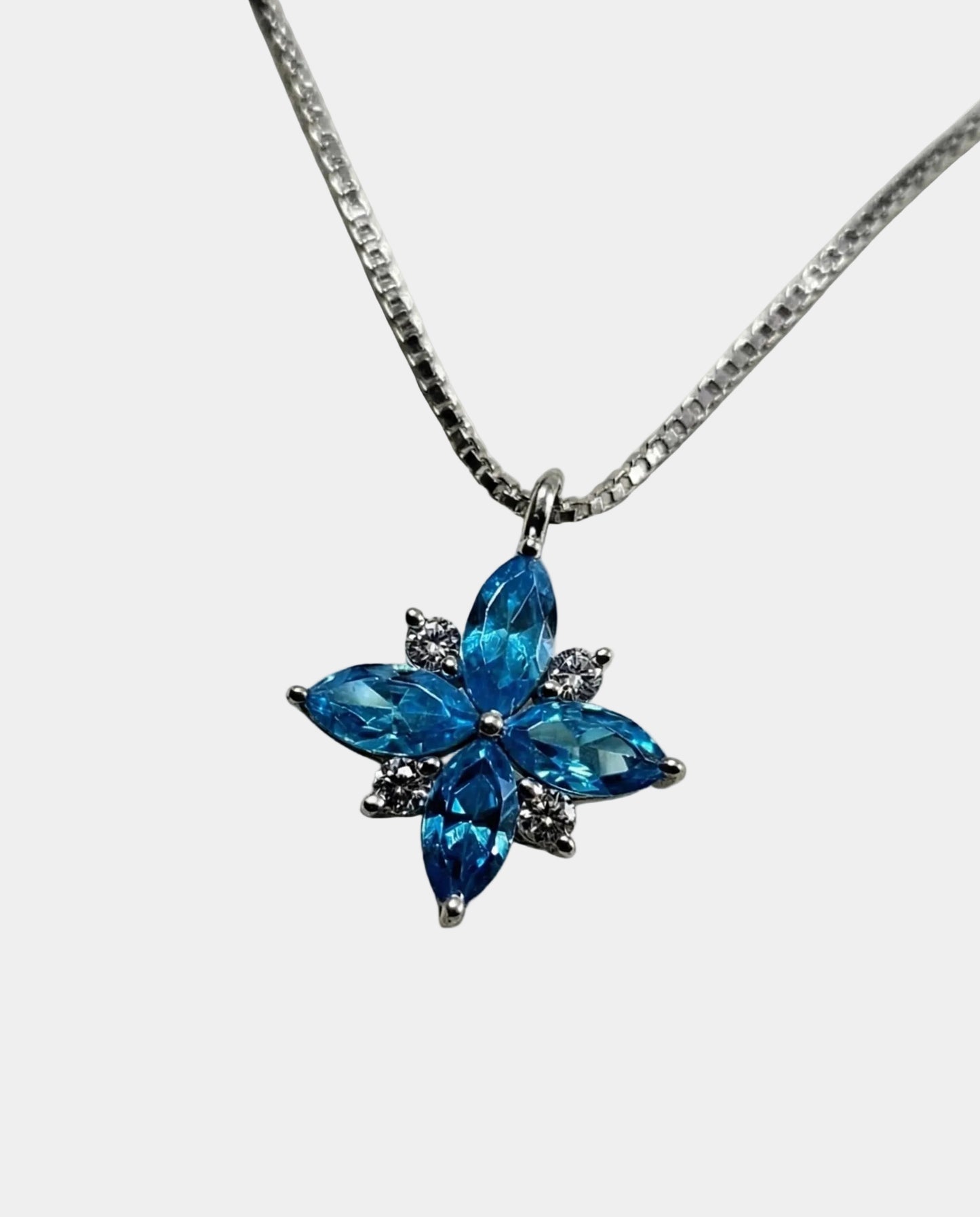 Forget me not Flower Necklace