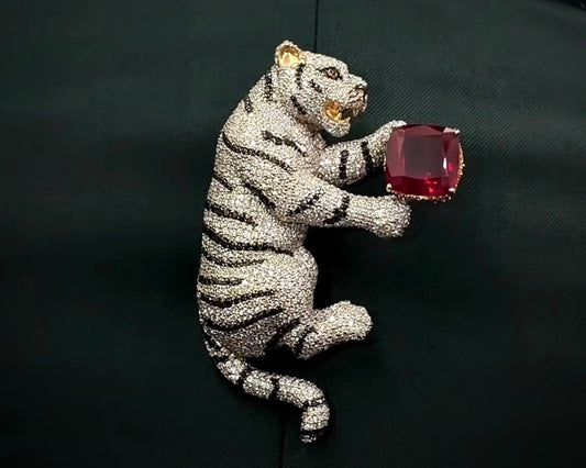 Tiger Diamond Brooch - A Symbol of Royal Power