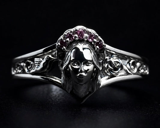 Eterna Face Ring - Beauty, Captured in Silver “A personalised art piece”