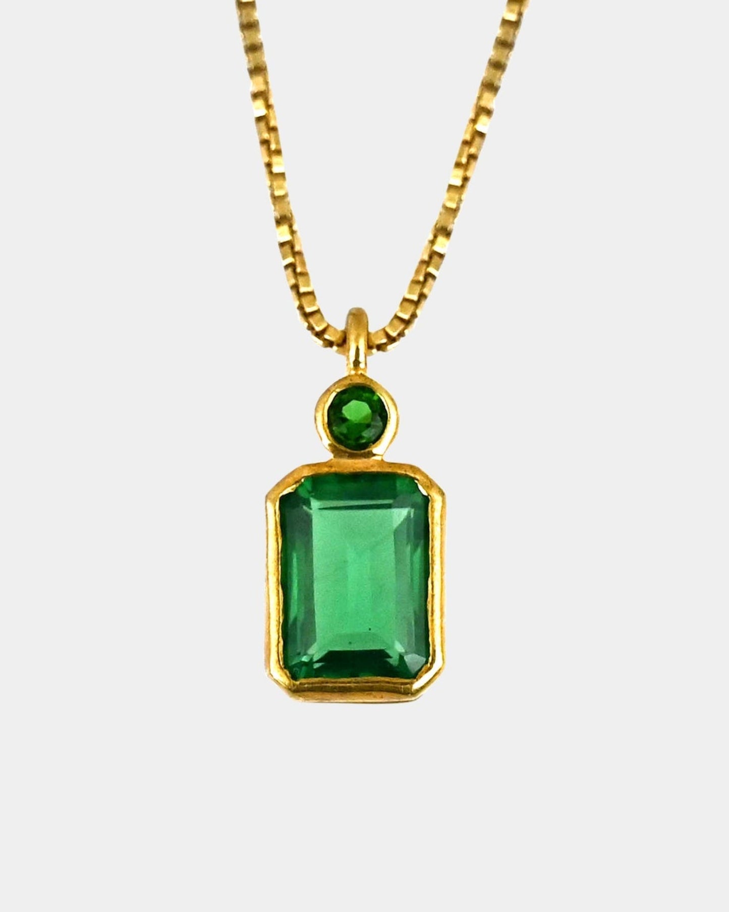 Emerald stone charm pendant