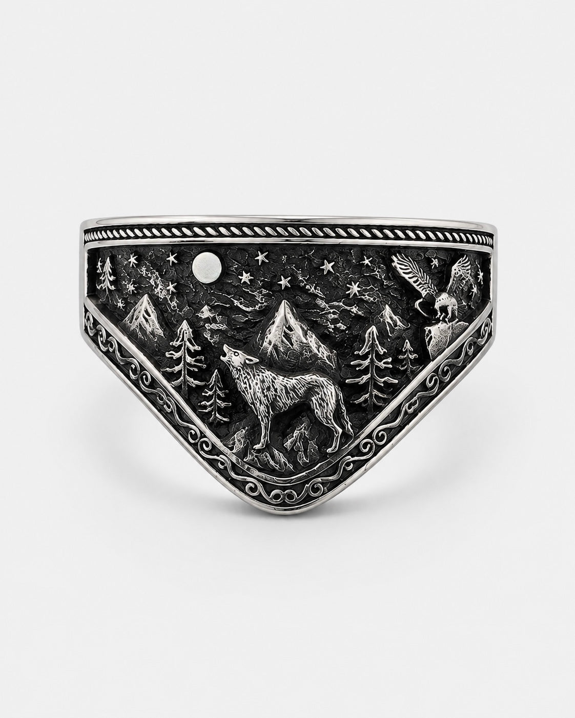 The Lunar Howl Ring