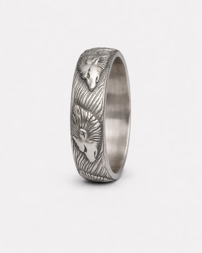 Vintage Wolf Band Ring