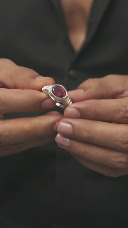 Red Stone Dragon Ring