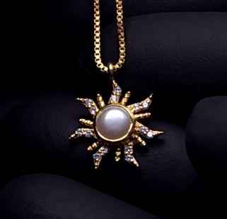 Pearl Sun Gold pendant