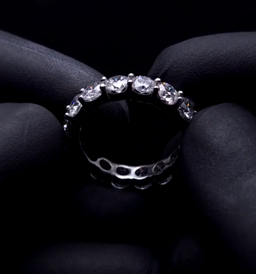 Diamond Studded Band Ring