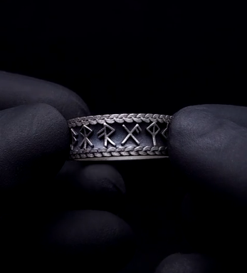 Nordic Viking Rune Knot Ring