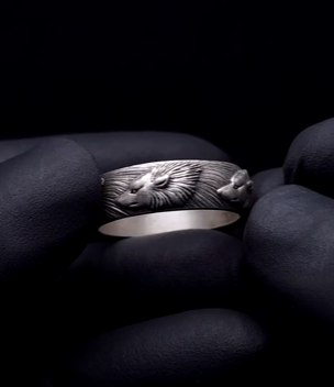 Vintage Wolf Band Ring