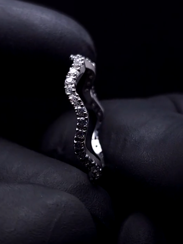 Wave Diamond Studded Ring